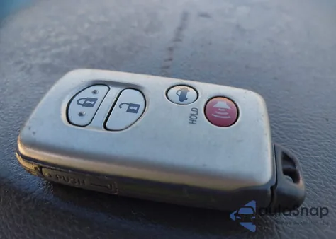 2008 Toyota Camry Hybrid из США, поврежденный, VIN 4T1BB46KX8U051282